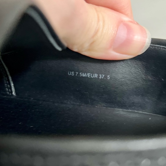 Like New Vince Blair Perforated Leather Slip On Sneaker - Picture 8 of 10